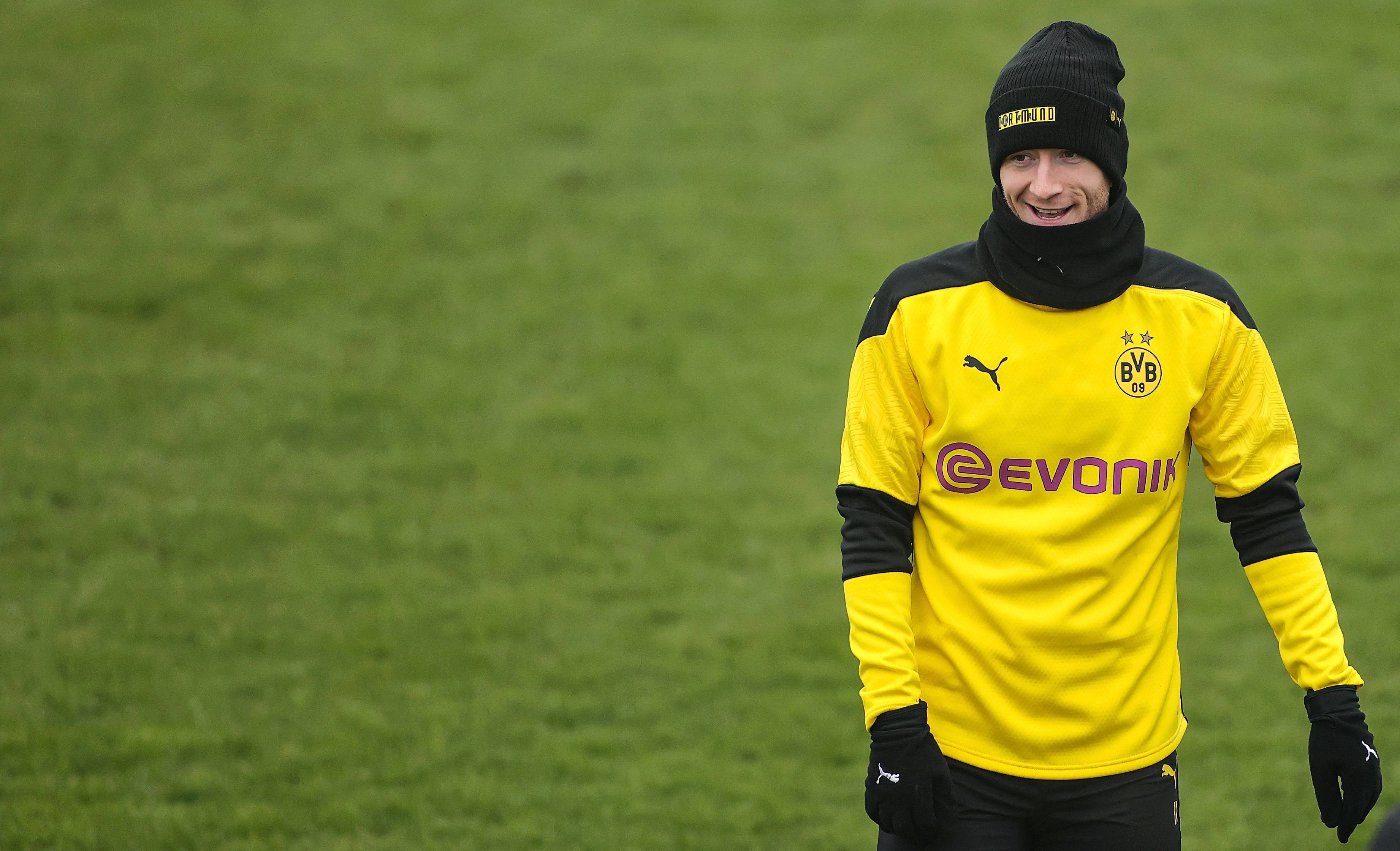 开云体育官方网址-关于这也行?多特蒙德迎英超关键赛斯图加特门线救险备战欧冠,风云突变多伦多猛龙赛后队长鼓劲的信息